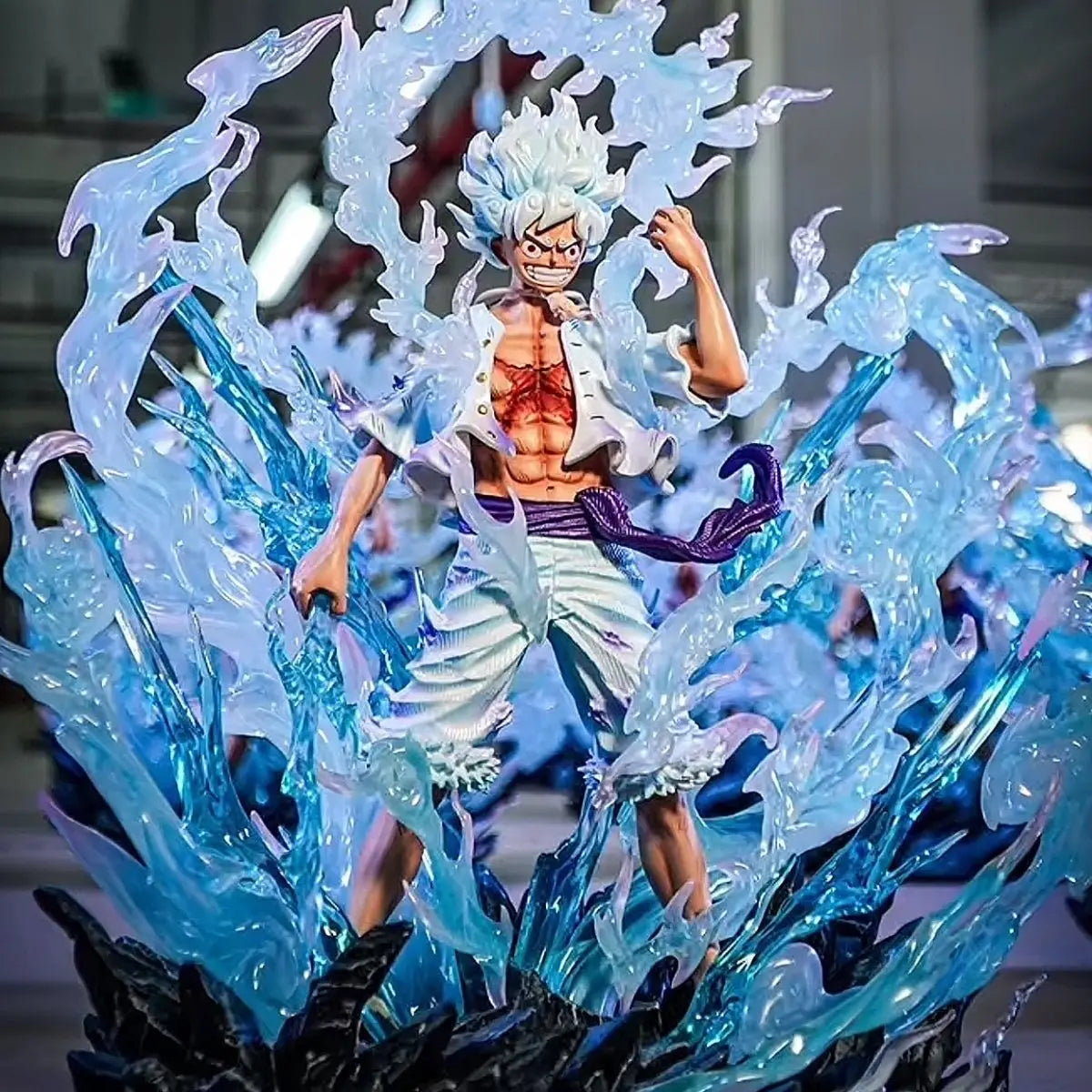 30cm  Nika Luffy Force Max Statue