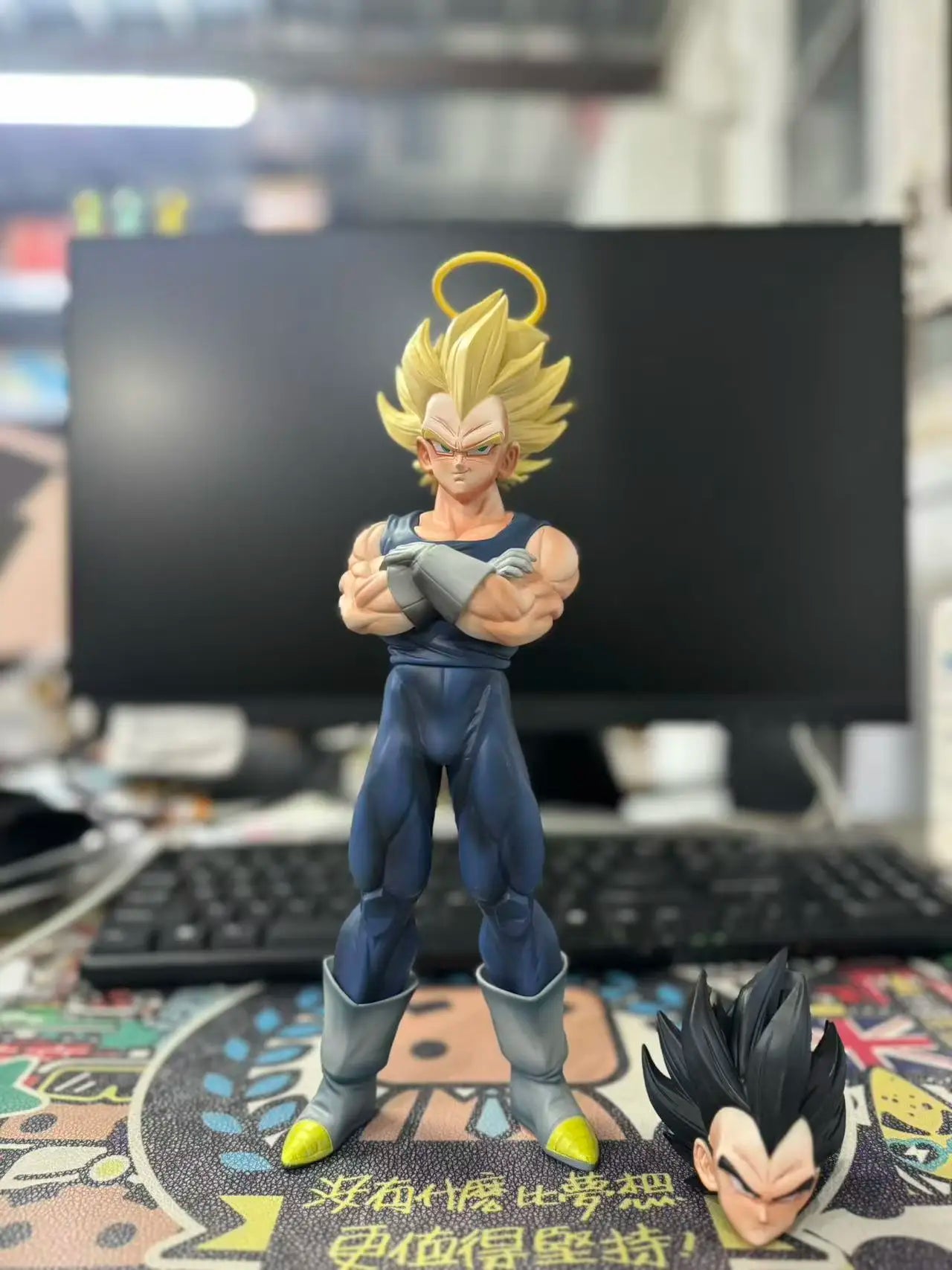 27cm/10.63inch - Vegeta Super Saiyan