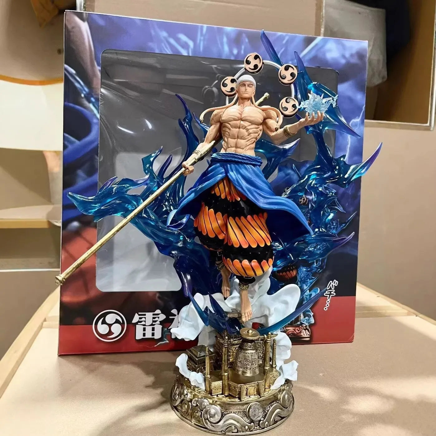 38cm Enel Light-Up Statue